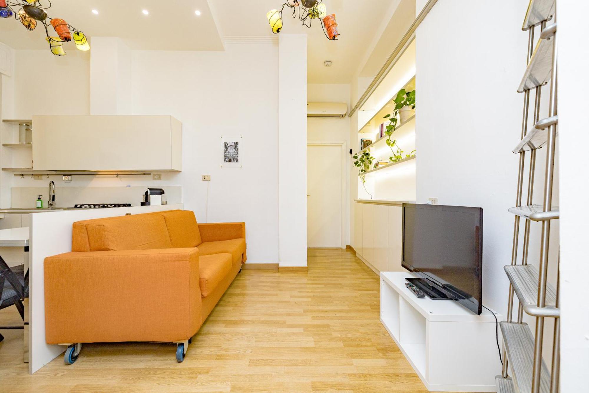 Minimal Apartment Near Bocconi University Milan